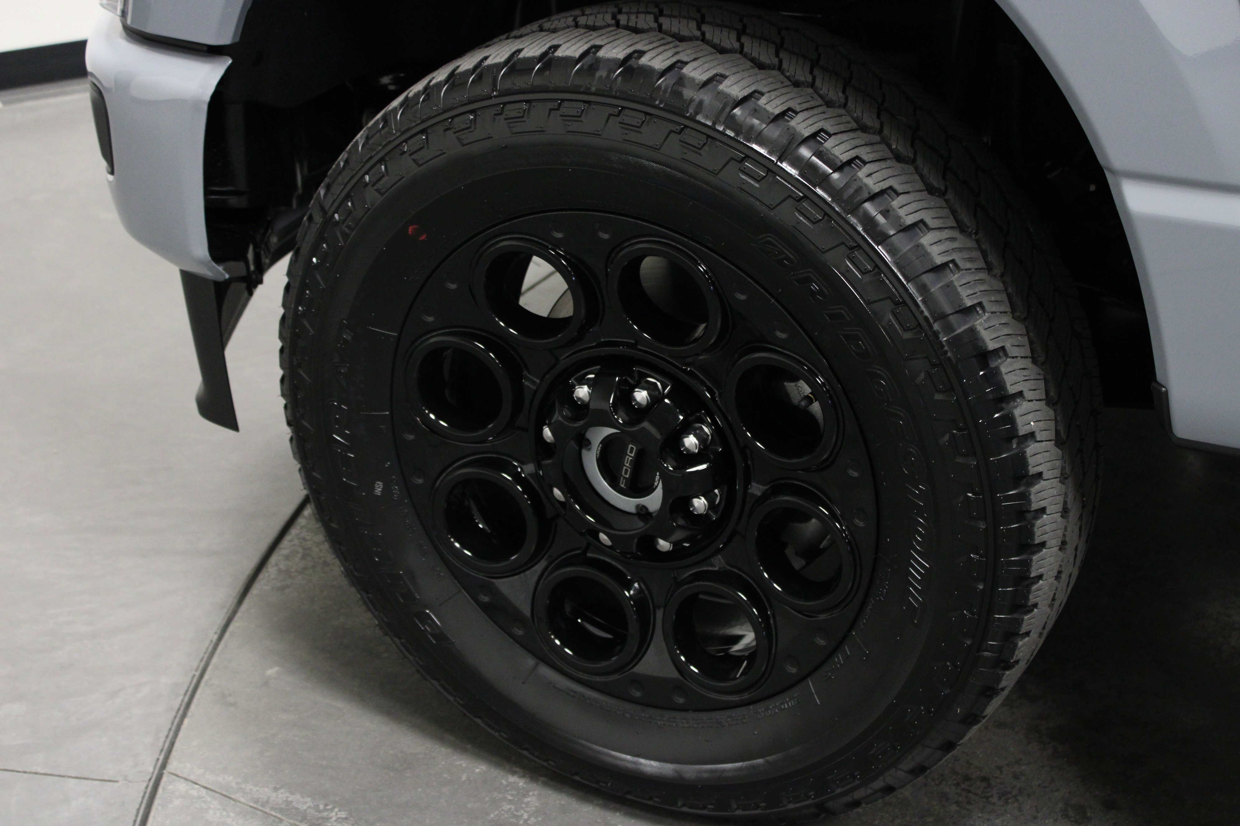 2025 Ford F-250 Lariat photo 9
