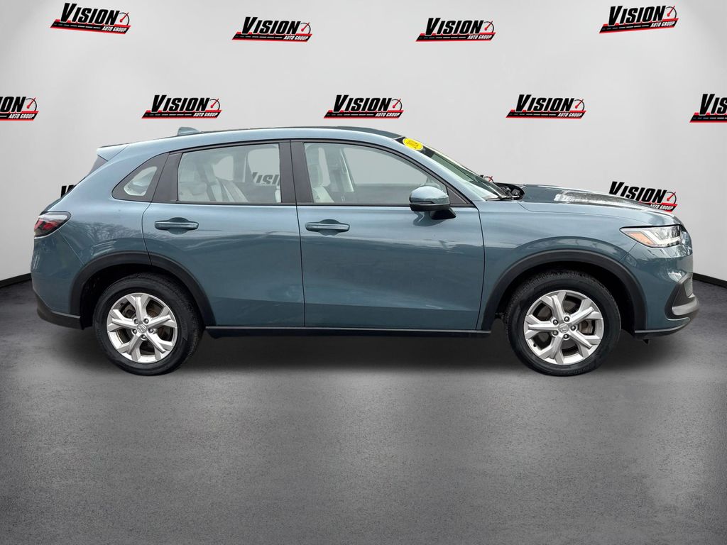 2024 Honda HR-V LX photo 4