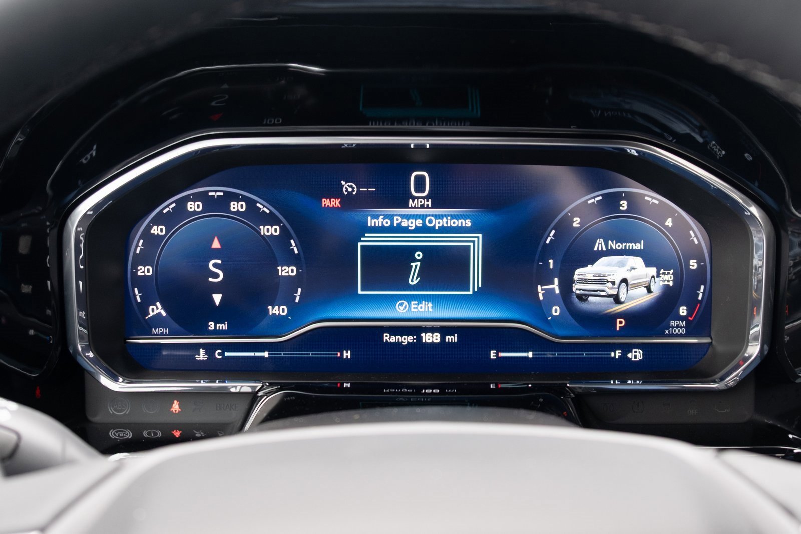 2025 Chevrolet Silverado 1500 LT photo 4