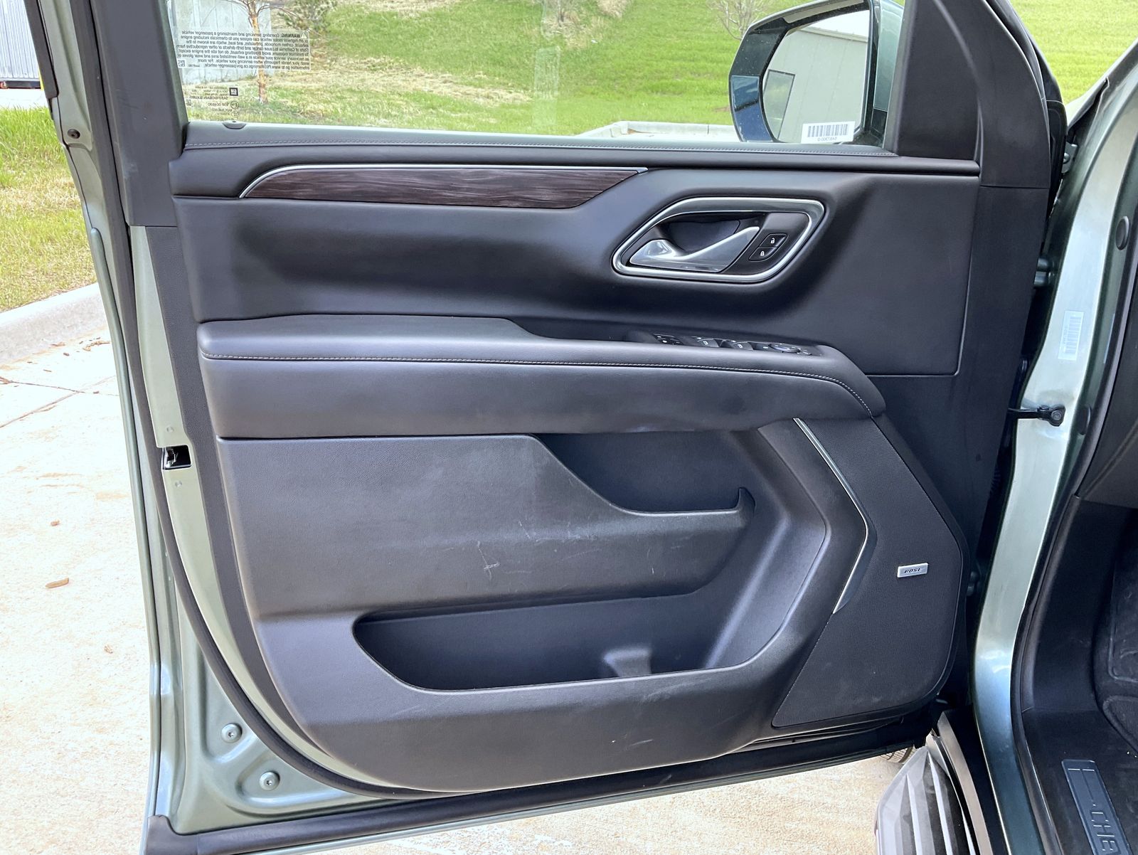 2024 Chevrolet Tahoe LT photo 9