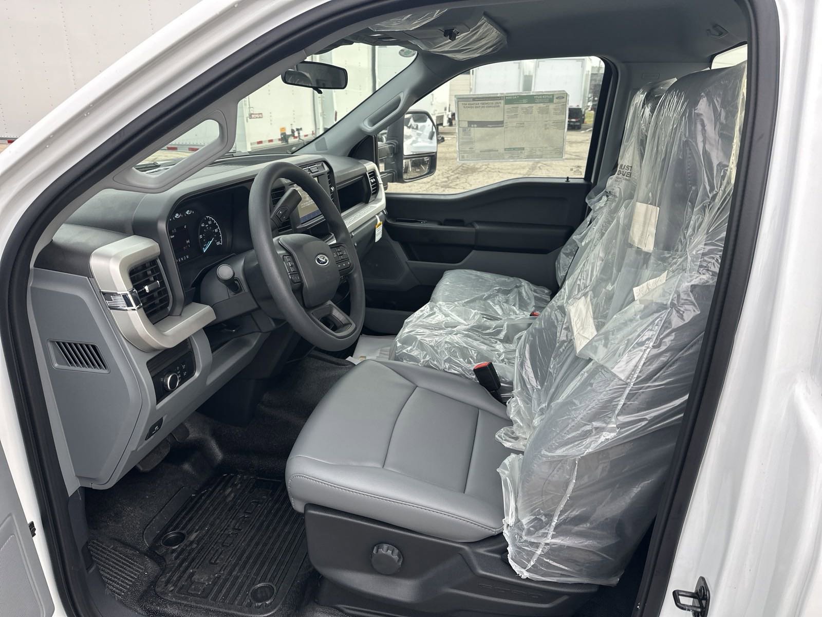 2024 Ford F-550 XL photo 3