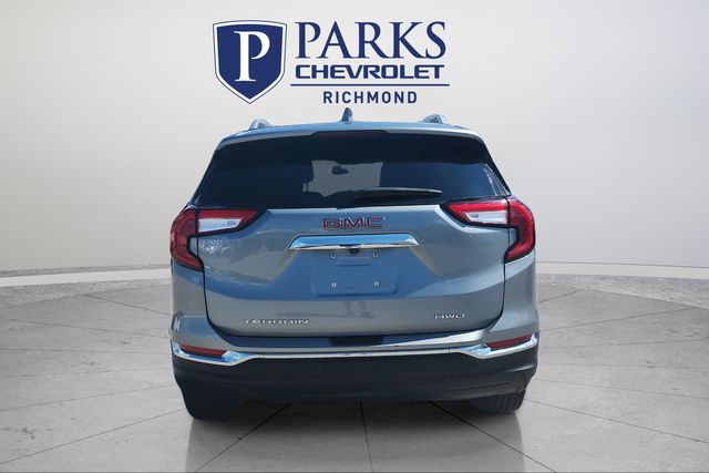 2024 Gmc Terrain SLT photo 3