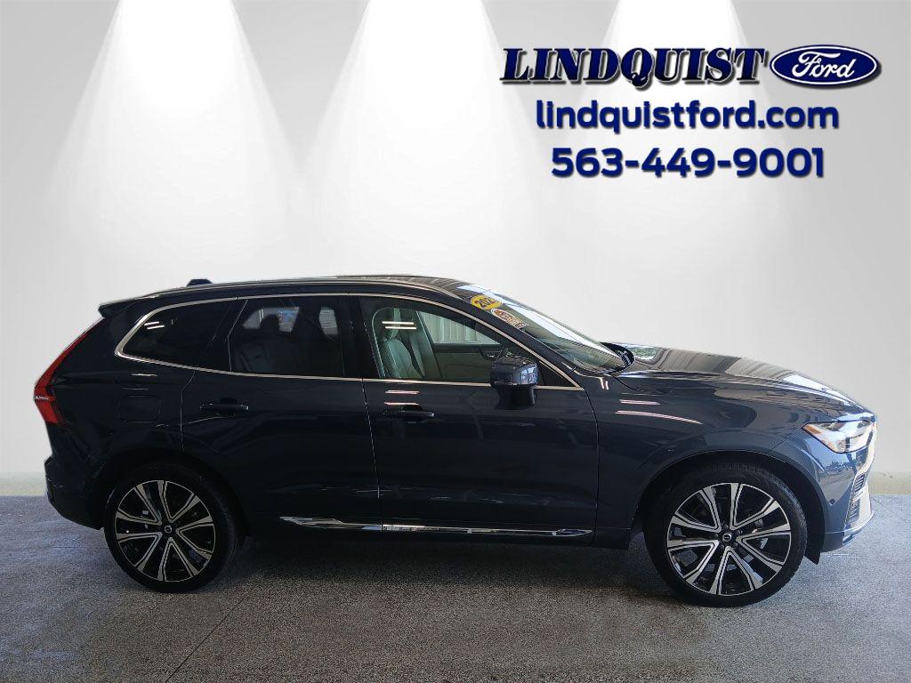 2023 Volvo XC60 Ultimate's photo