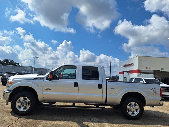 2016 Ford F-250 XLT photo 2
