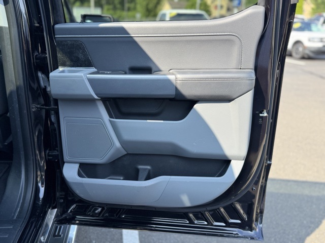 2023 Ford F-150 XLT photo 21