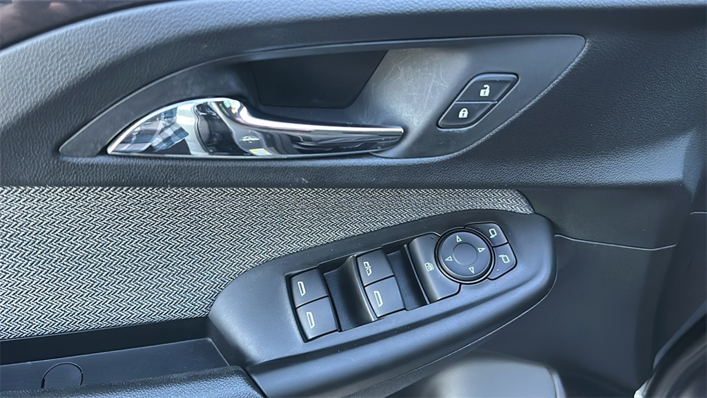 2021 Chevrolet Trailblazer LS photo 13