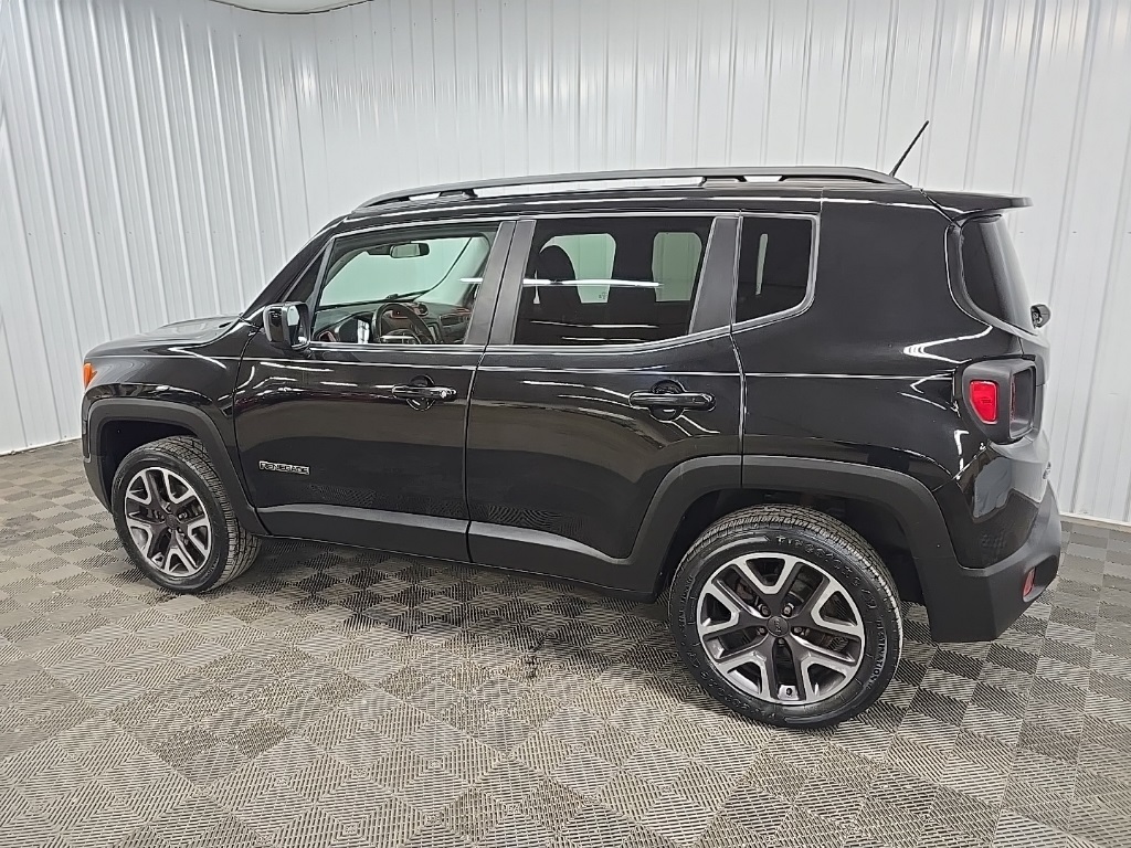 2017 Jeep Renegade Latitude North Edition photo 4