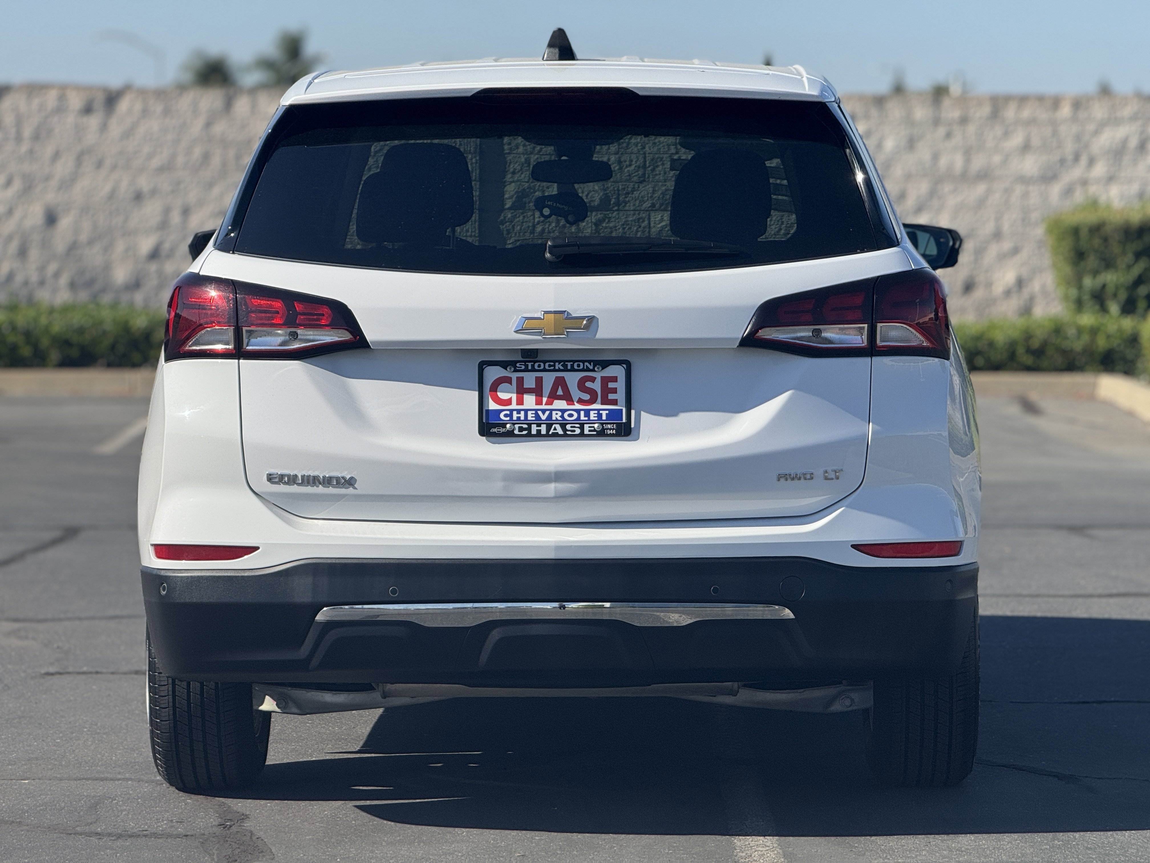 2024 Chevrolet Equinox LT photo 3