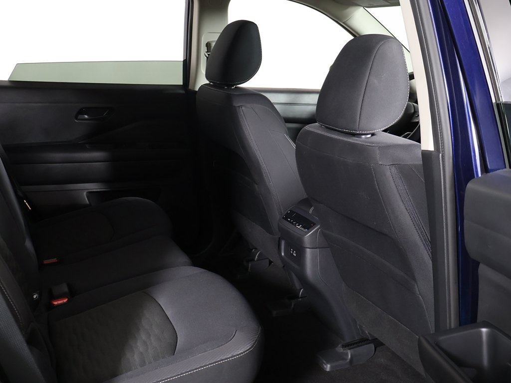 2024 Nissan Pathfinder SV photo 25