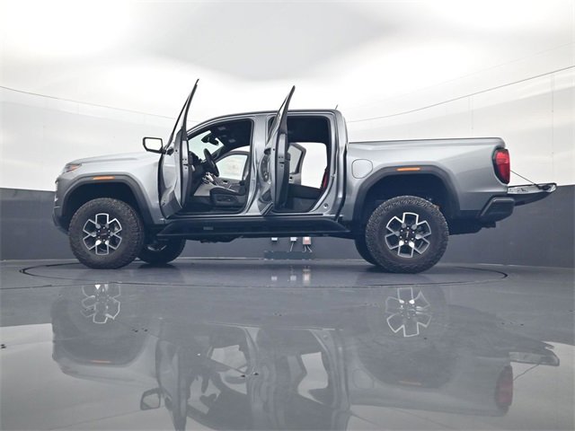 2026 Gmc Canyon AT4X photo 33