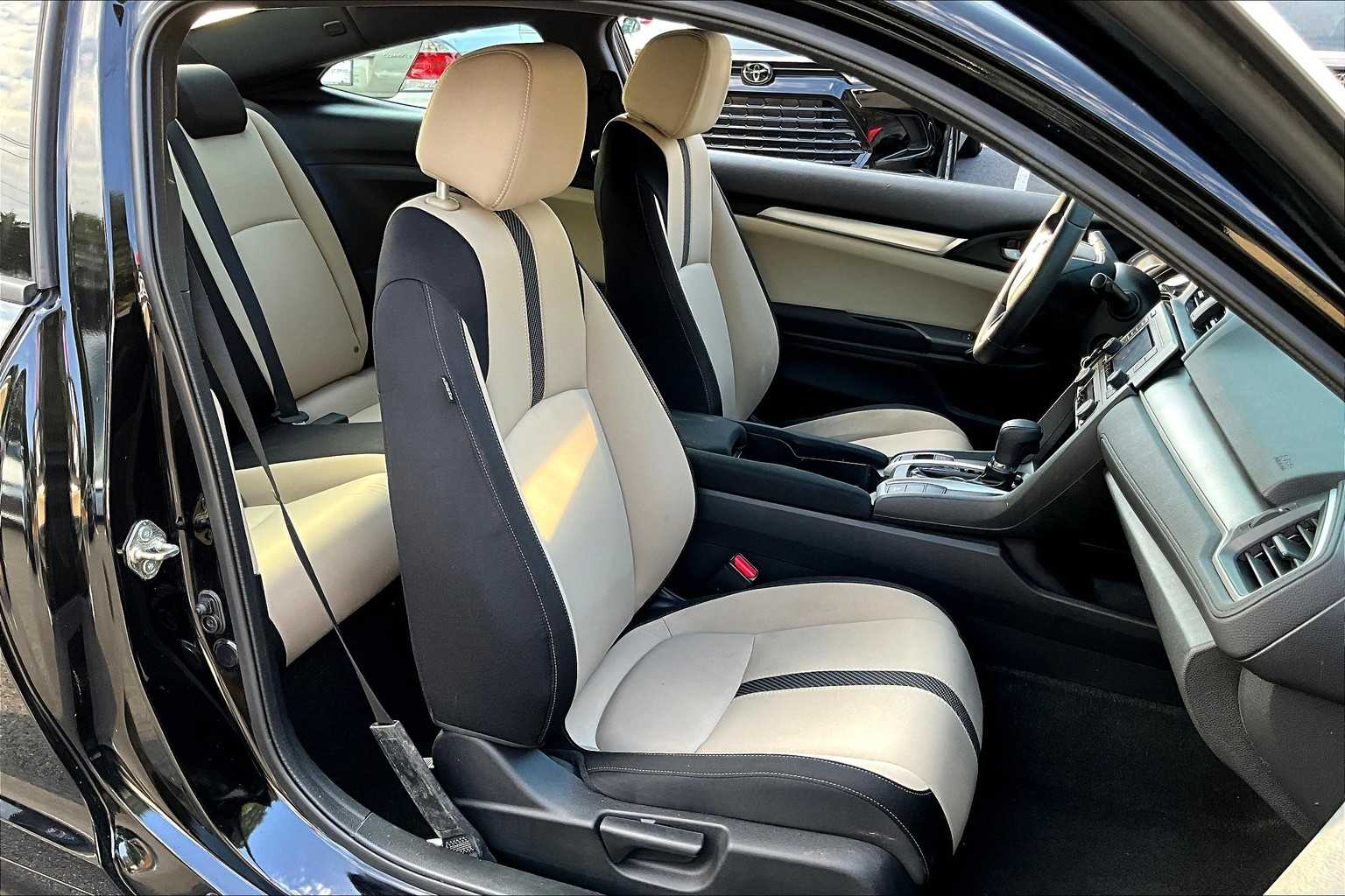 2016 Honda Civic LX photo 7