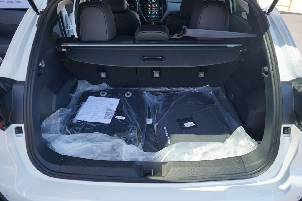 2025 Subaru Crosstrek Limited photo 10