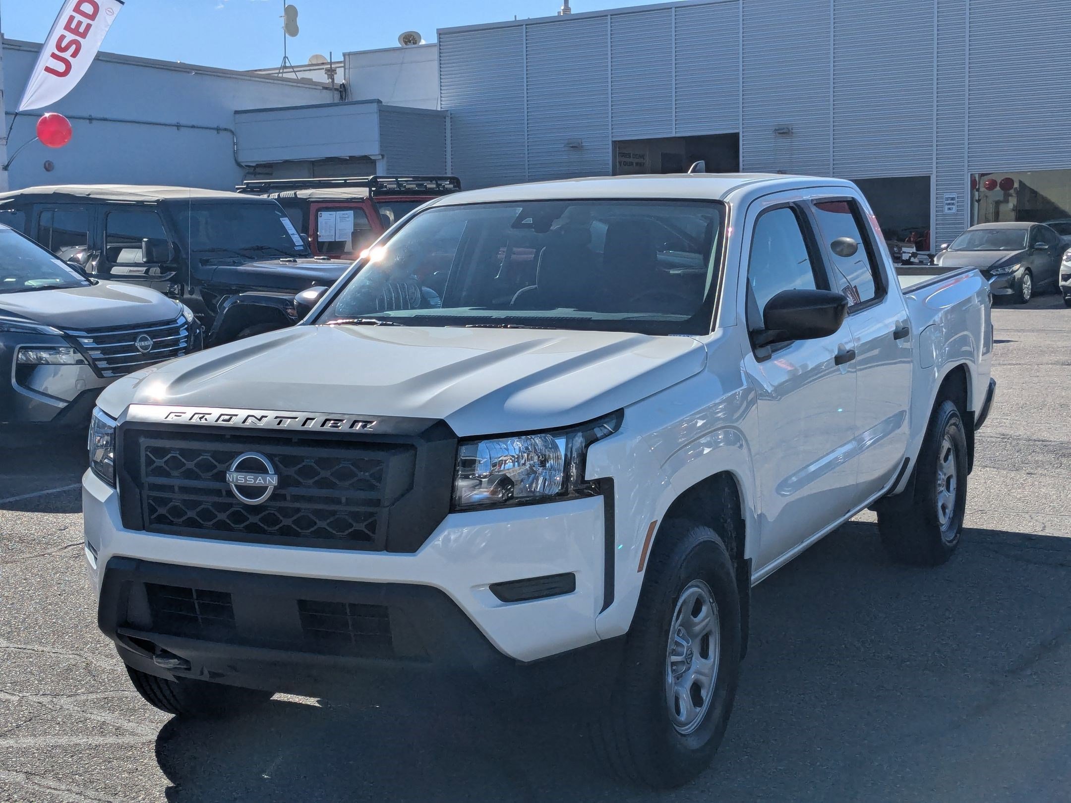 2024 Nissan Frontier S photo 7