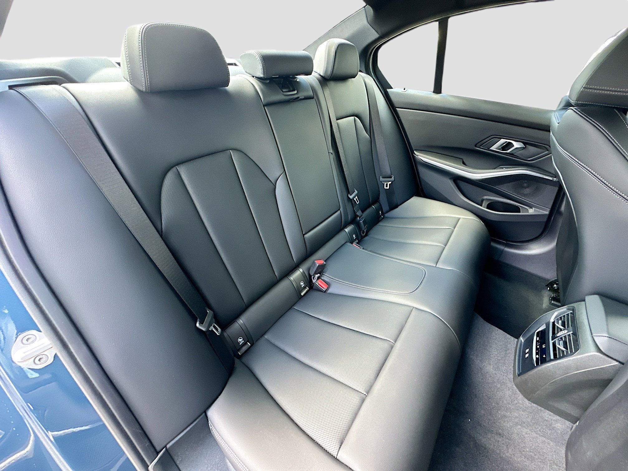 2026 Bmw 330i photo 22