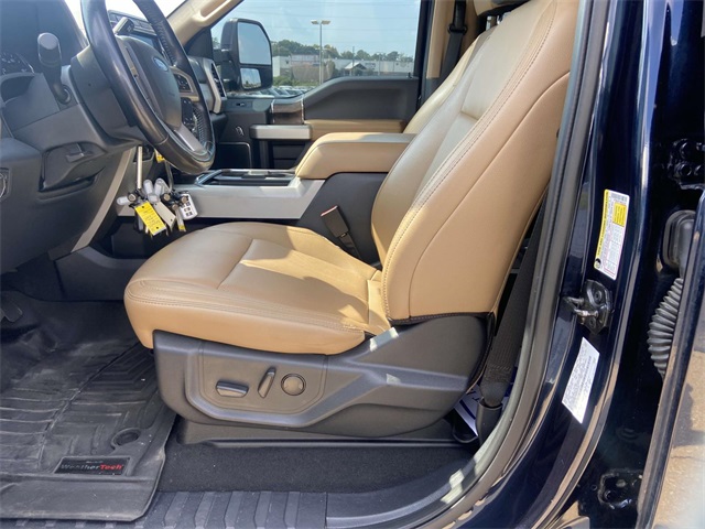 2022 Ford F-250 Lariat photo 11