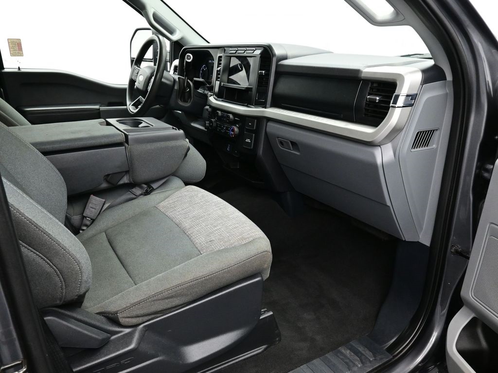 2024 Ford F-250 photo 20