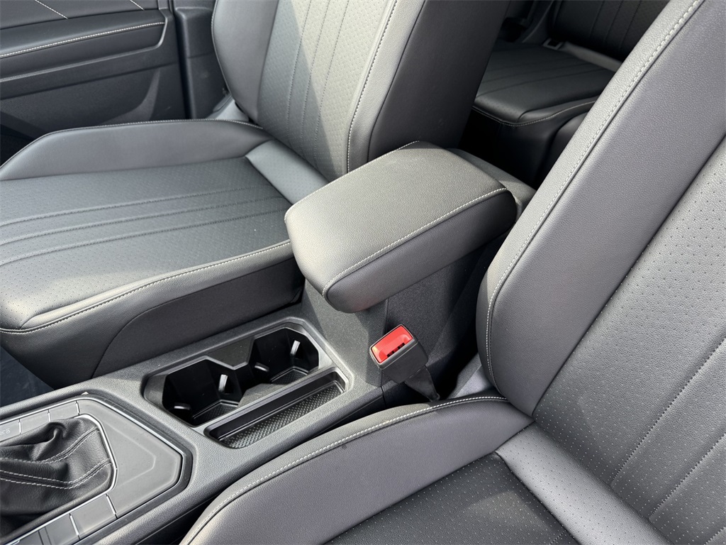 2022 Volkswagen Tiguan SE photo 15