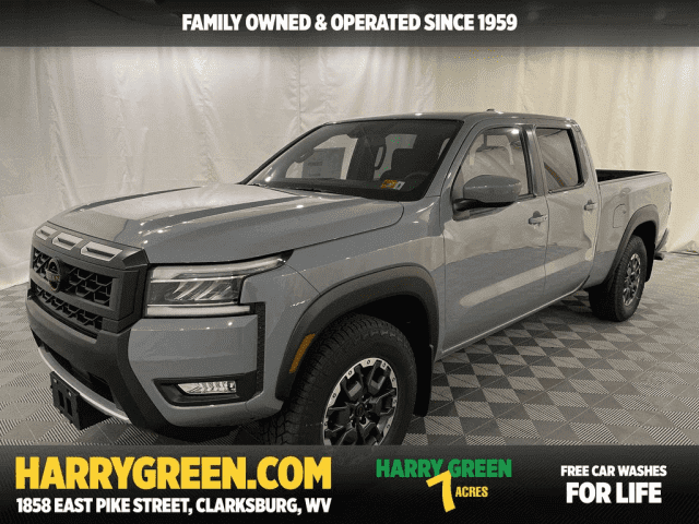 2025 Nissan Frontier PRO-4X's photo