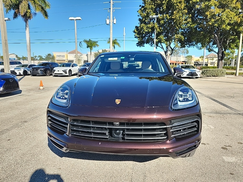 2023 Porsche Cayenne Base's photo