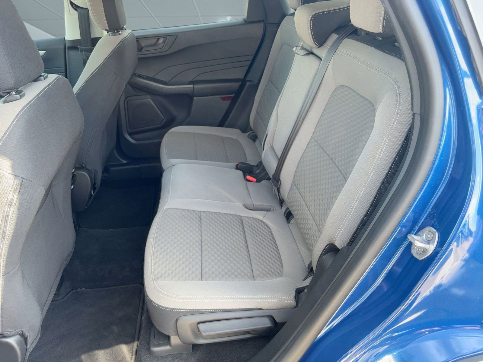 2022 Ford Escape SE photo 14