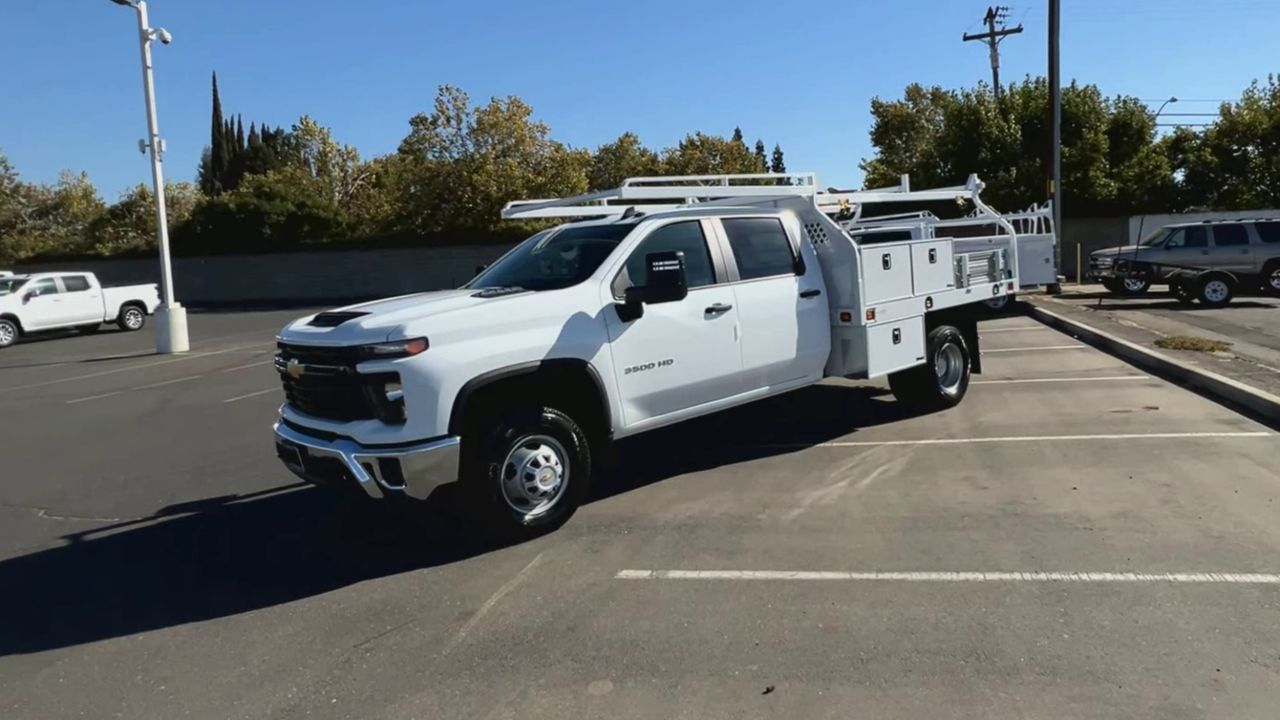 2024 Chevrolet Silverado 3500HD Work Truck photo 36