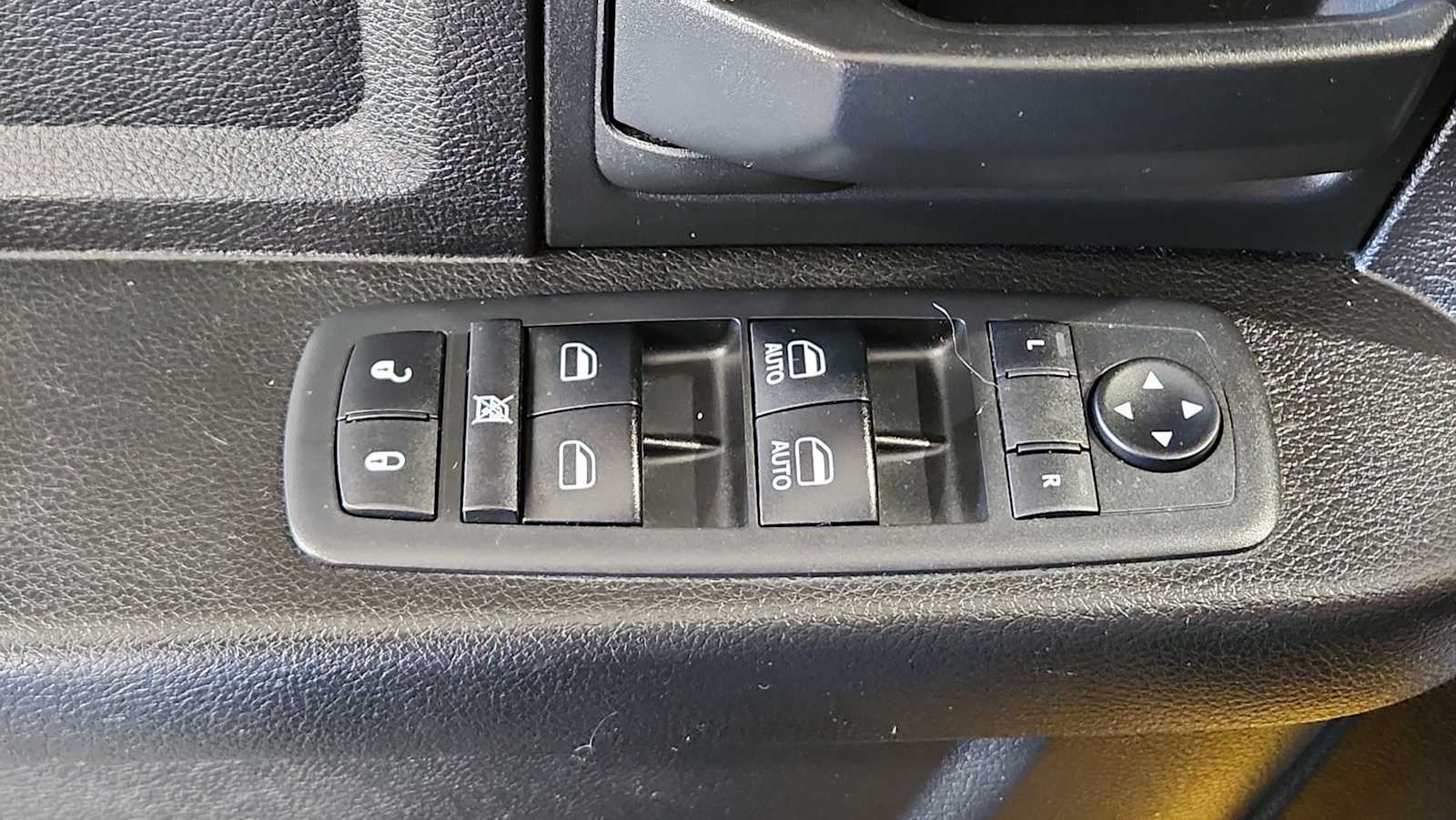 2019 Ram 1500 Classic Express photo 16