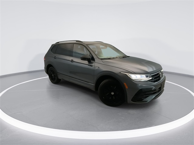 2022 Volkswagen Tiguan SE R-Line Black photo 6