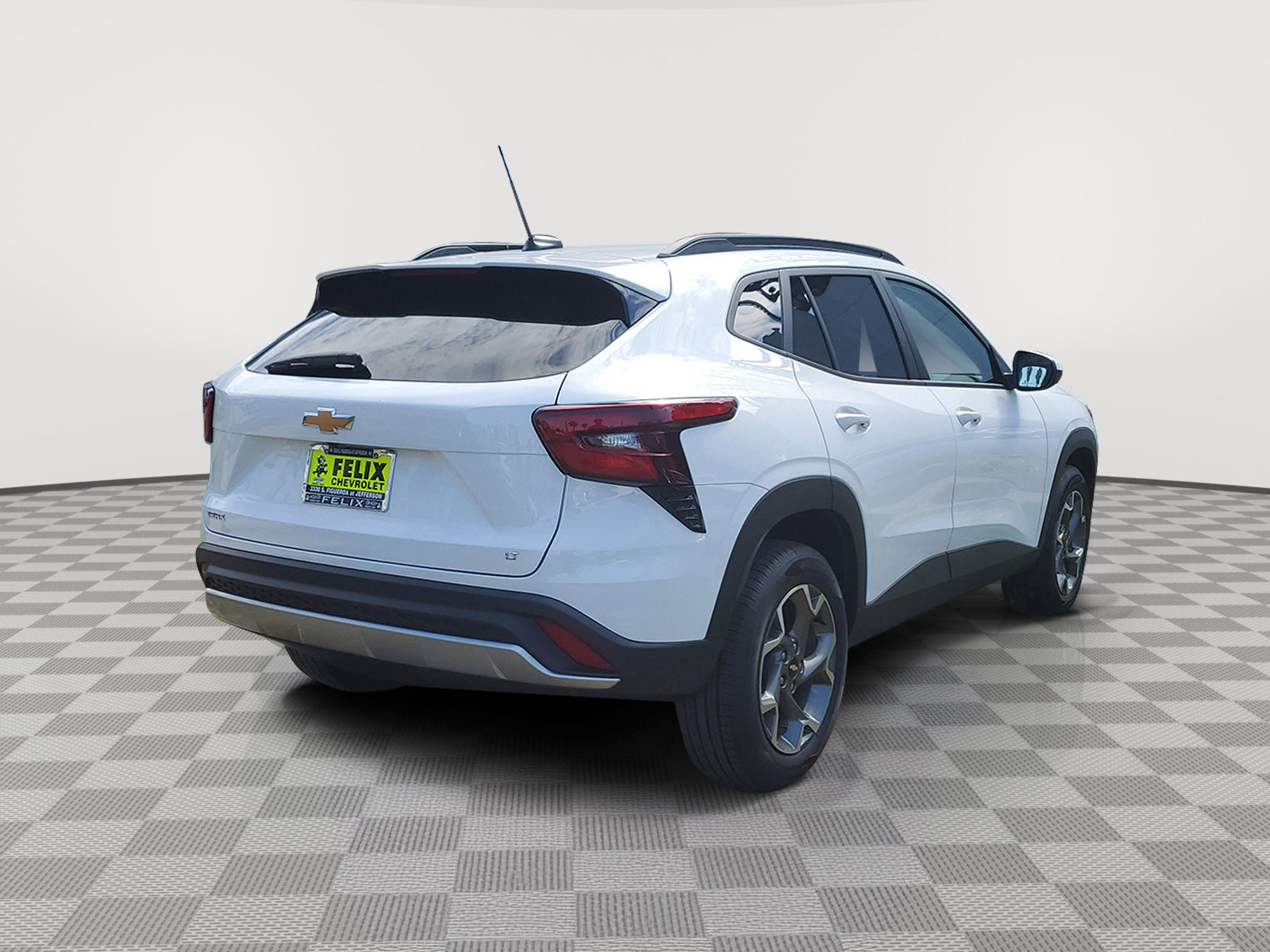 2026 Chevrolet Trax LT photo 3