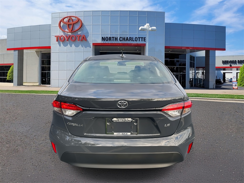 2025 Toyota Corolla LE photo 5
