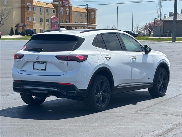 2025 Buick Envision Sport Touring photo 3