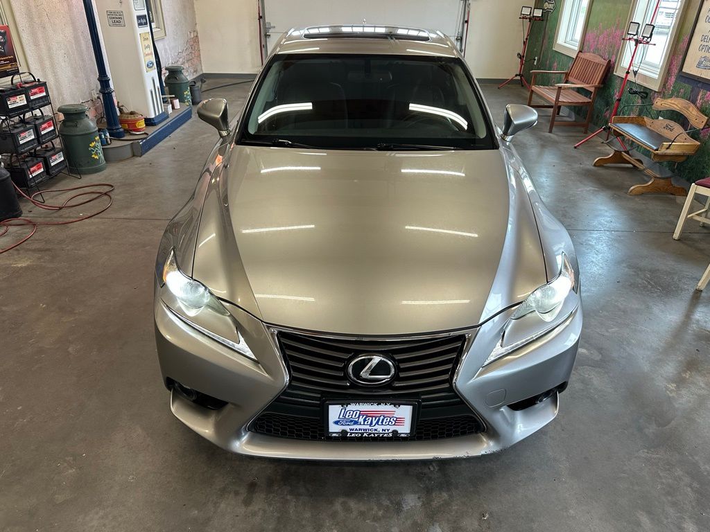2014 Lexus IS 250 AWD photo 4