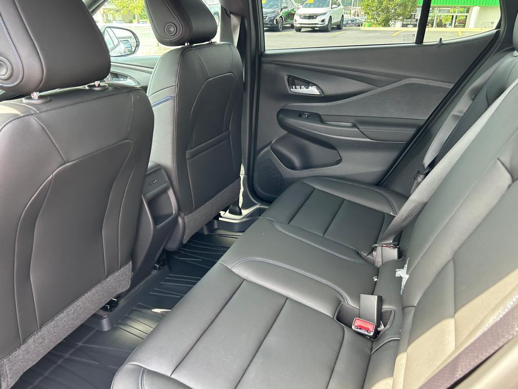 2025 Buick Envista ST photo 8