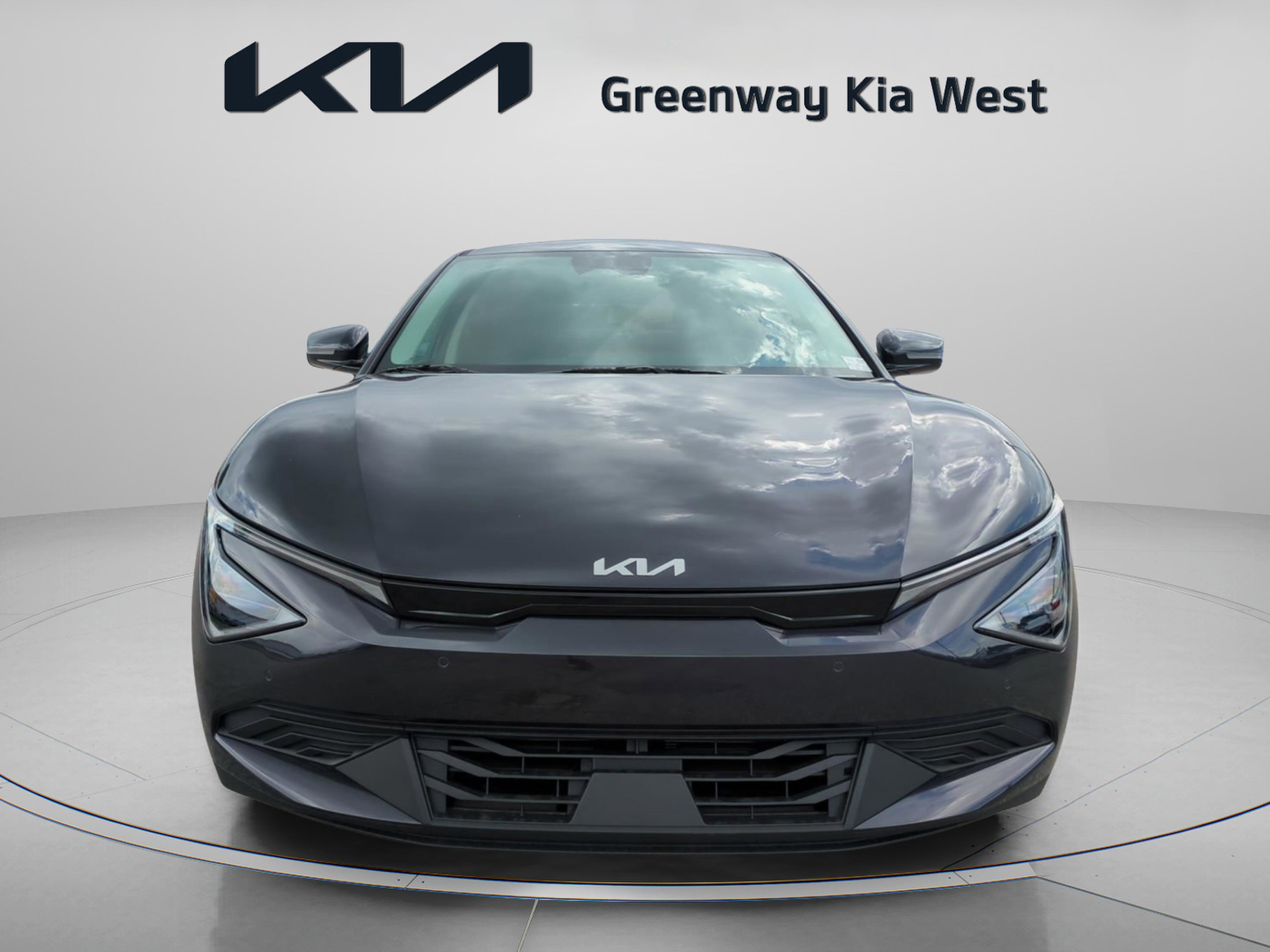 2025 Kia EV6 Light photo 2