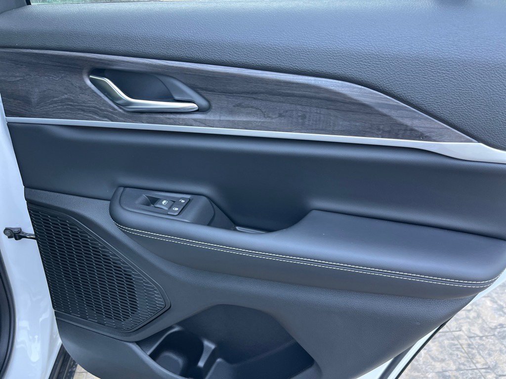 2025 Jeep Grand Cherokee Limited photo 18