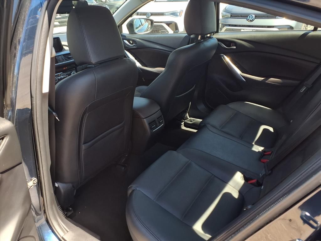 2017 Mazda Mazda6 Touring photo 17