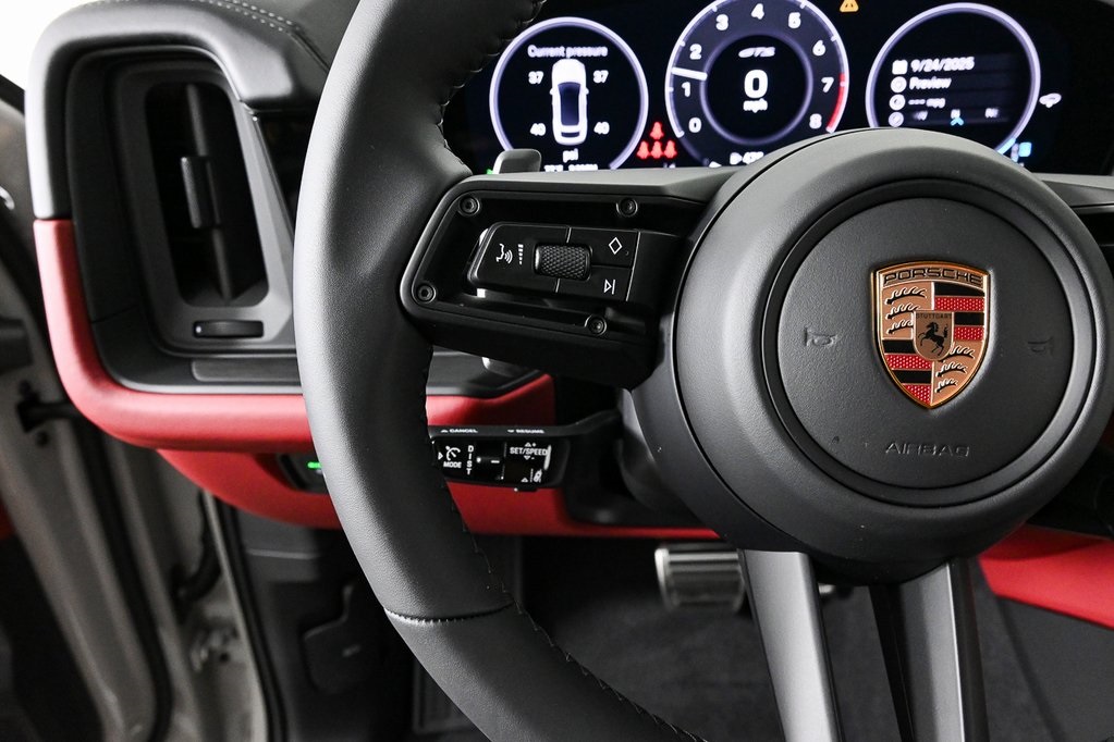 2026 Porsche Cayenne GTS Coupe photo 10