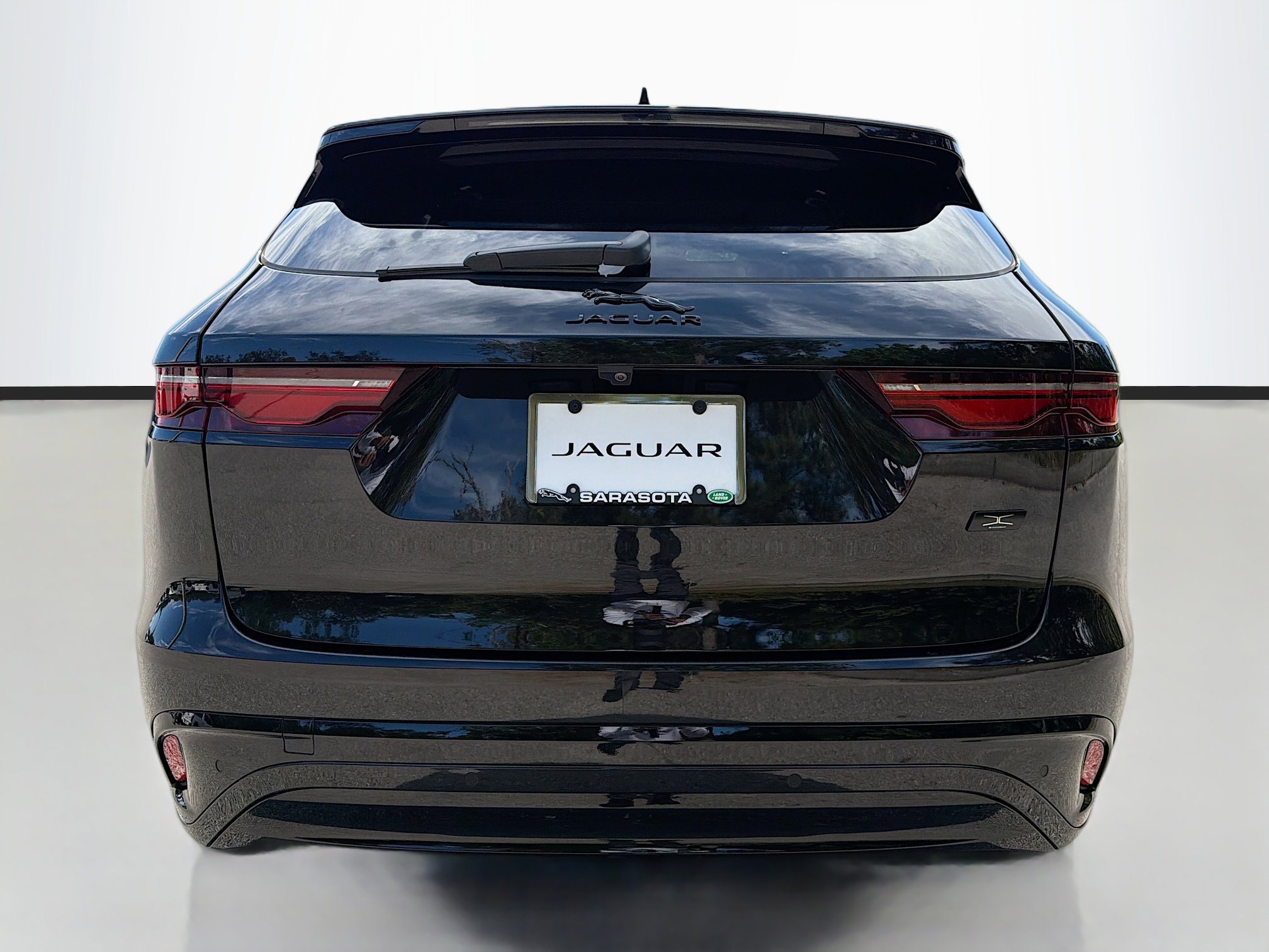 2026 Jaguar F-PACE P250 R-Dynamic S photo 4