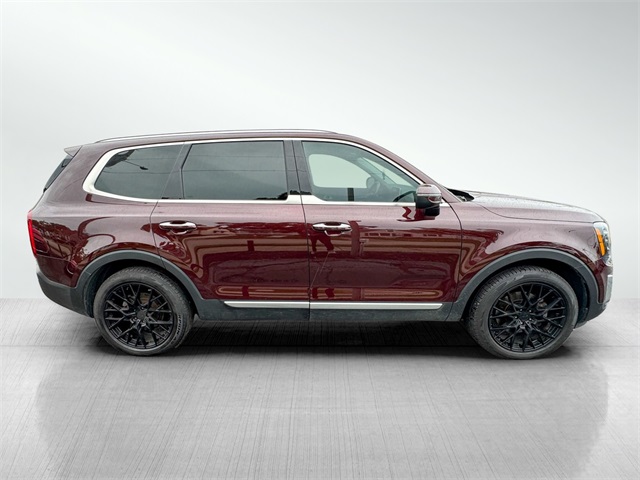 2022 Kia Telluride S photo 2