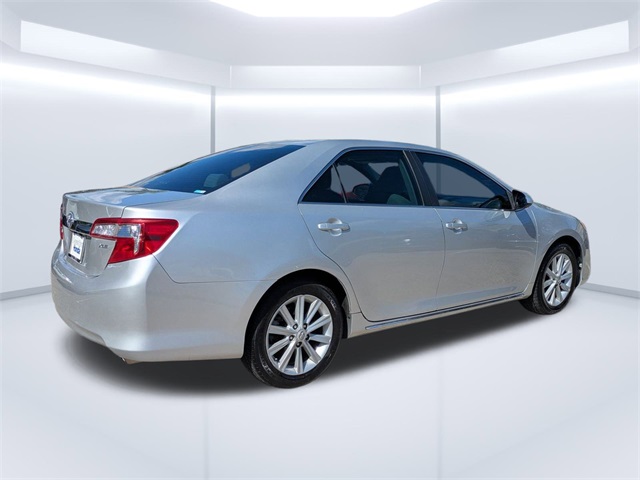 2012 Toyota Camry XLE photo 4