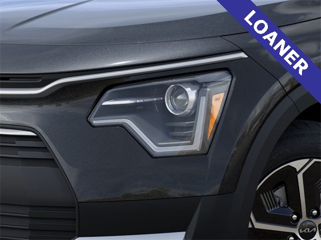 2025 Kia Niro LX photo 2