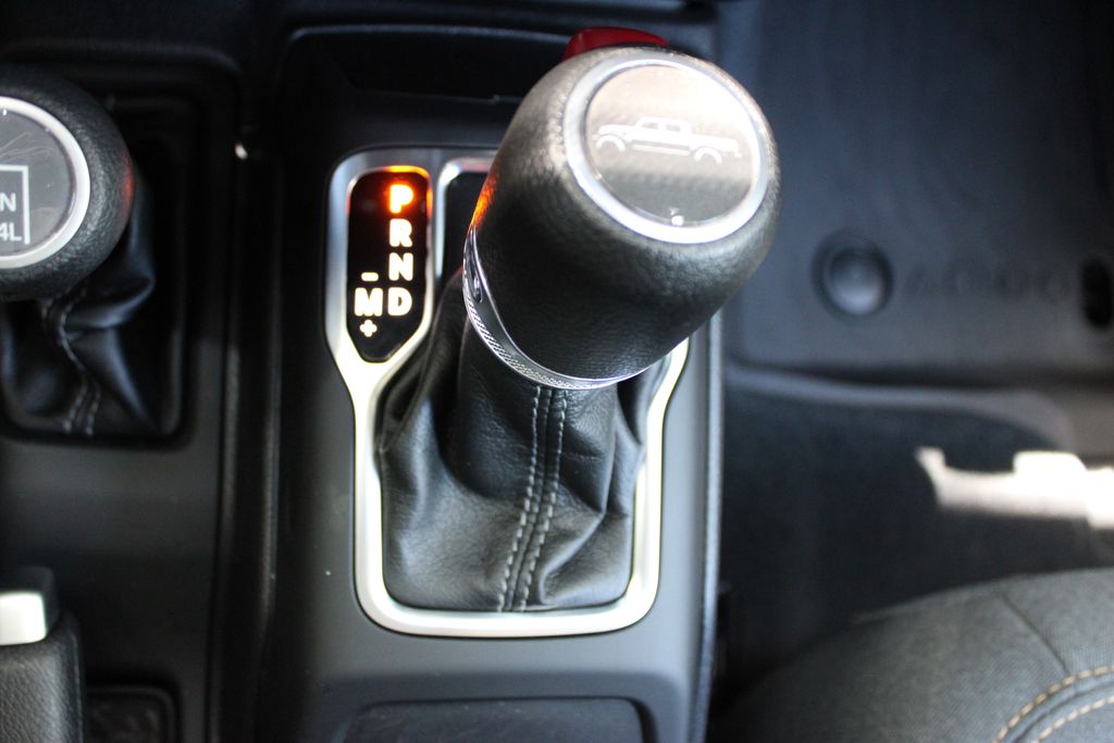 2024 Jeep Gladiator Sport photo 27