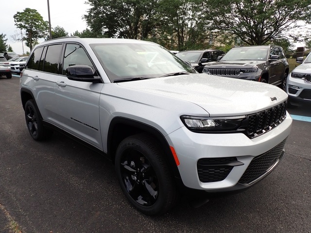 2025 Jeep Grand Cherokee Altitude X photo 6