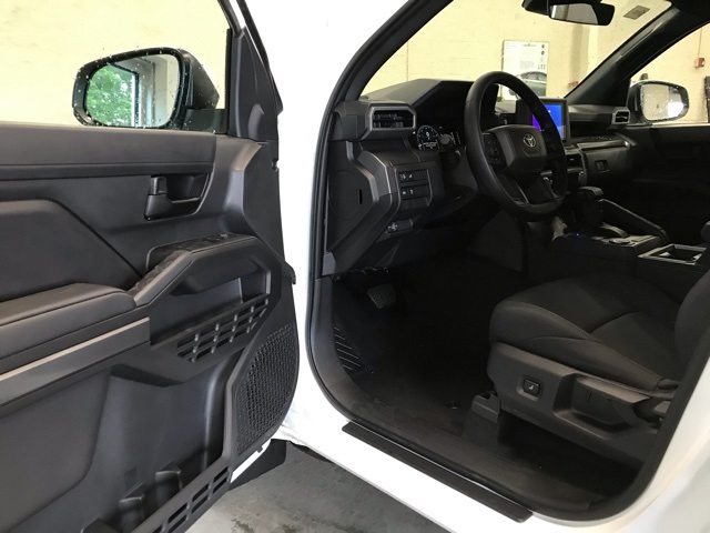 2025 Toyota Tacoma SR5 Double Cab photo 10