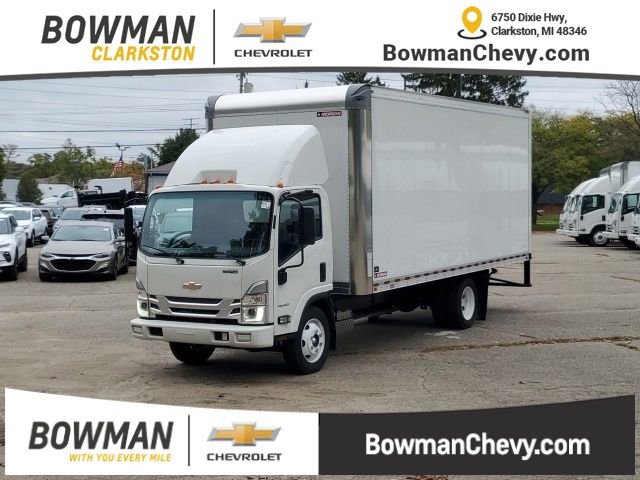 2024 Chevrolet Low Cab Forward Base's photo