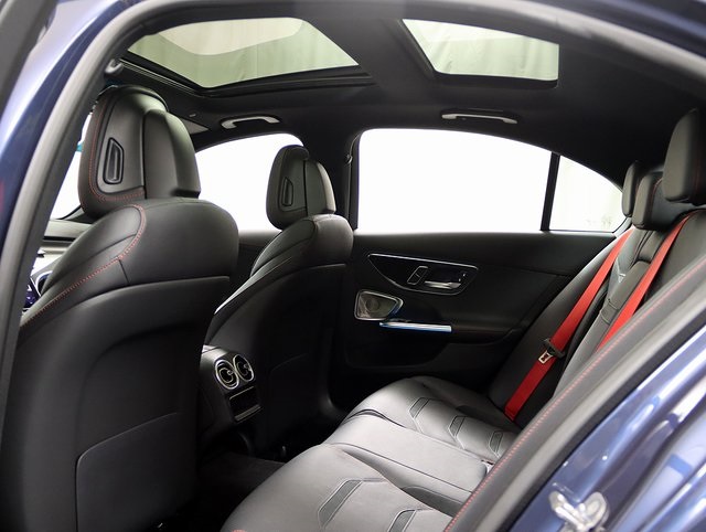 2025 Mercedes Benz C 43 AMG 4MATIC photo 13
