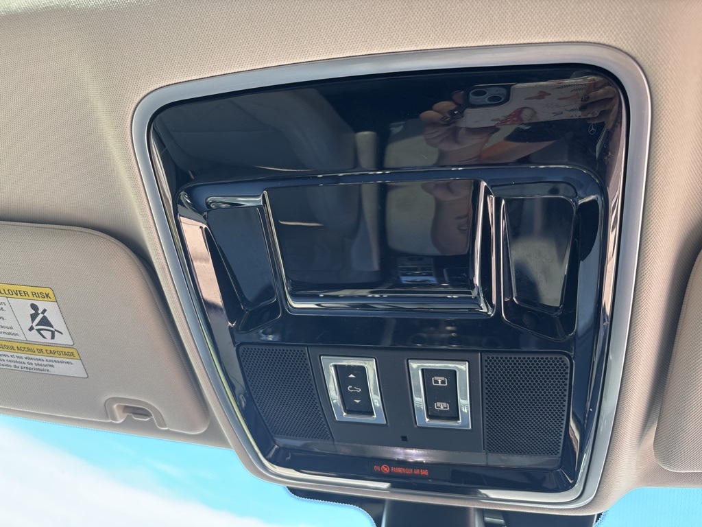 2015 Land Rover Range Rover SuperCharged photo 31