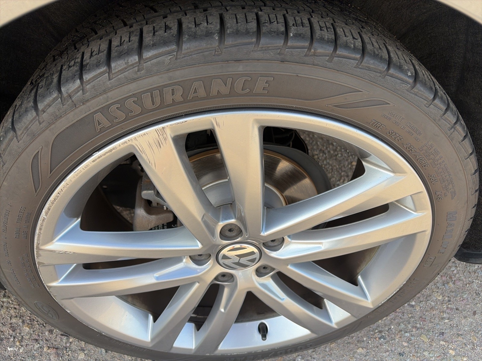 2018 Volkswagen Passat 2.0T R-Line photo 4