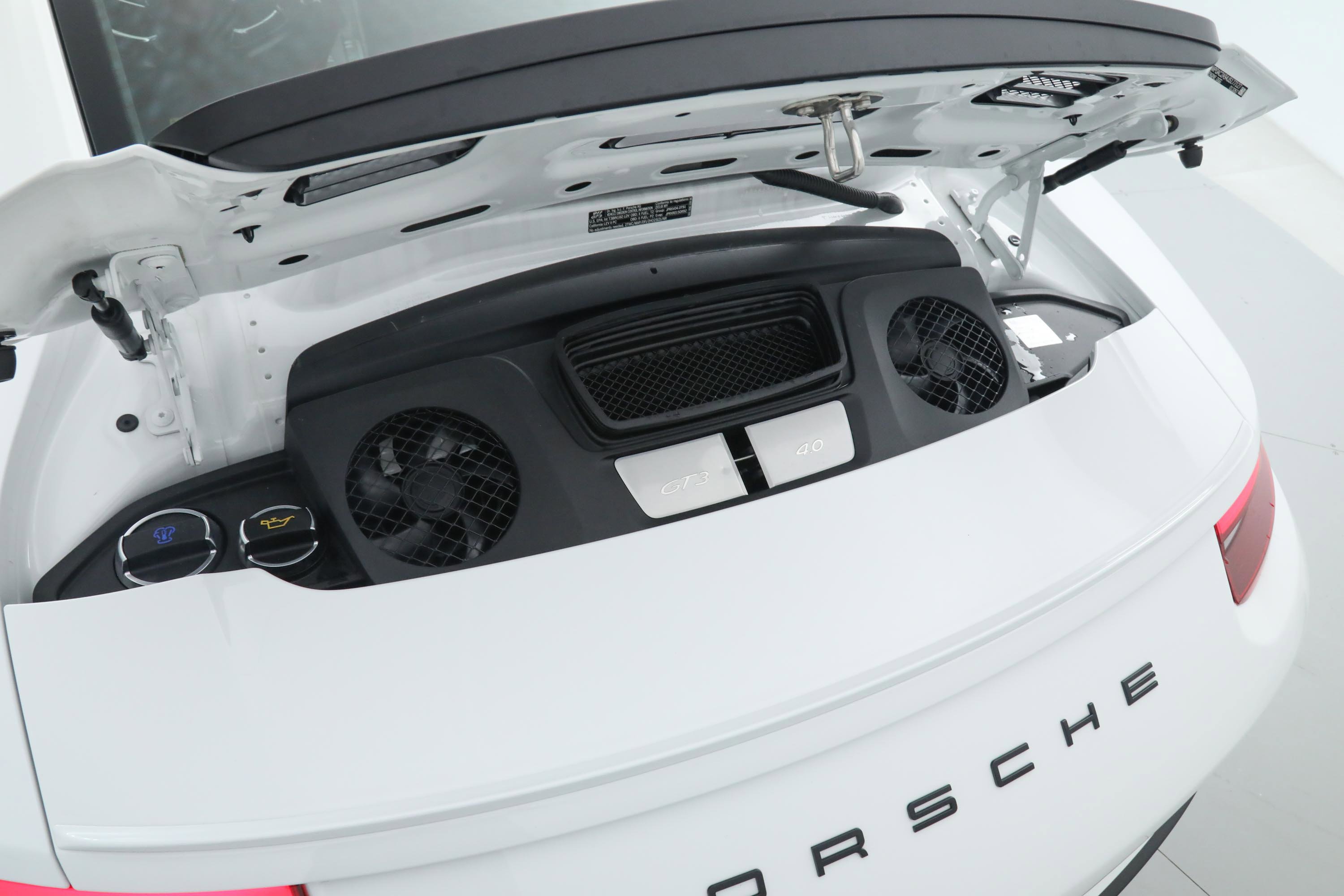 2018 Porsche 911 GT3 Touring photo 31