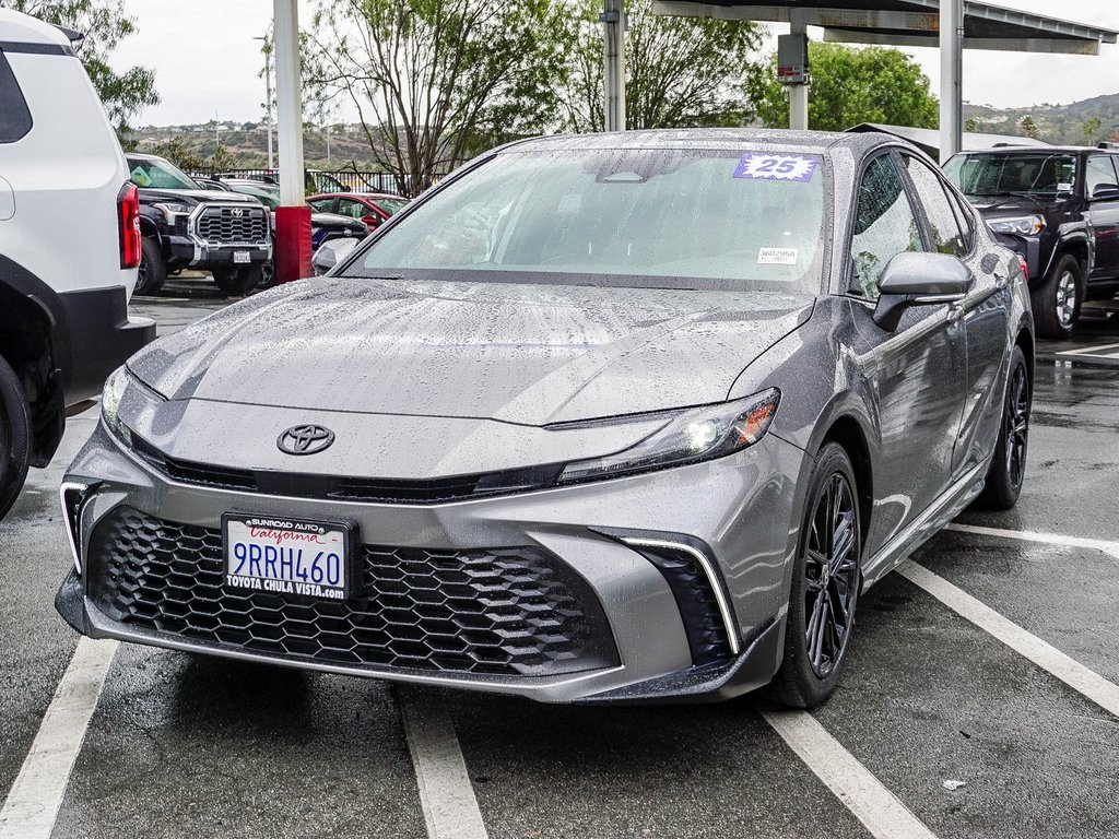 2025 Toyota Camry SE photo 2