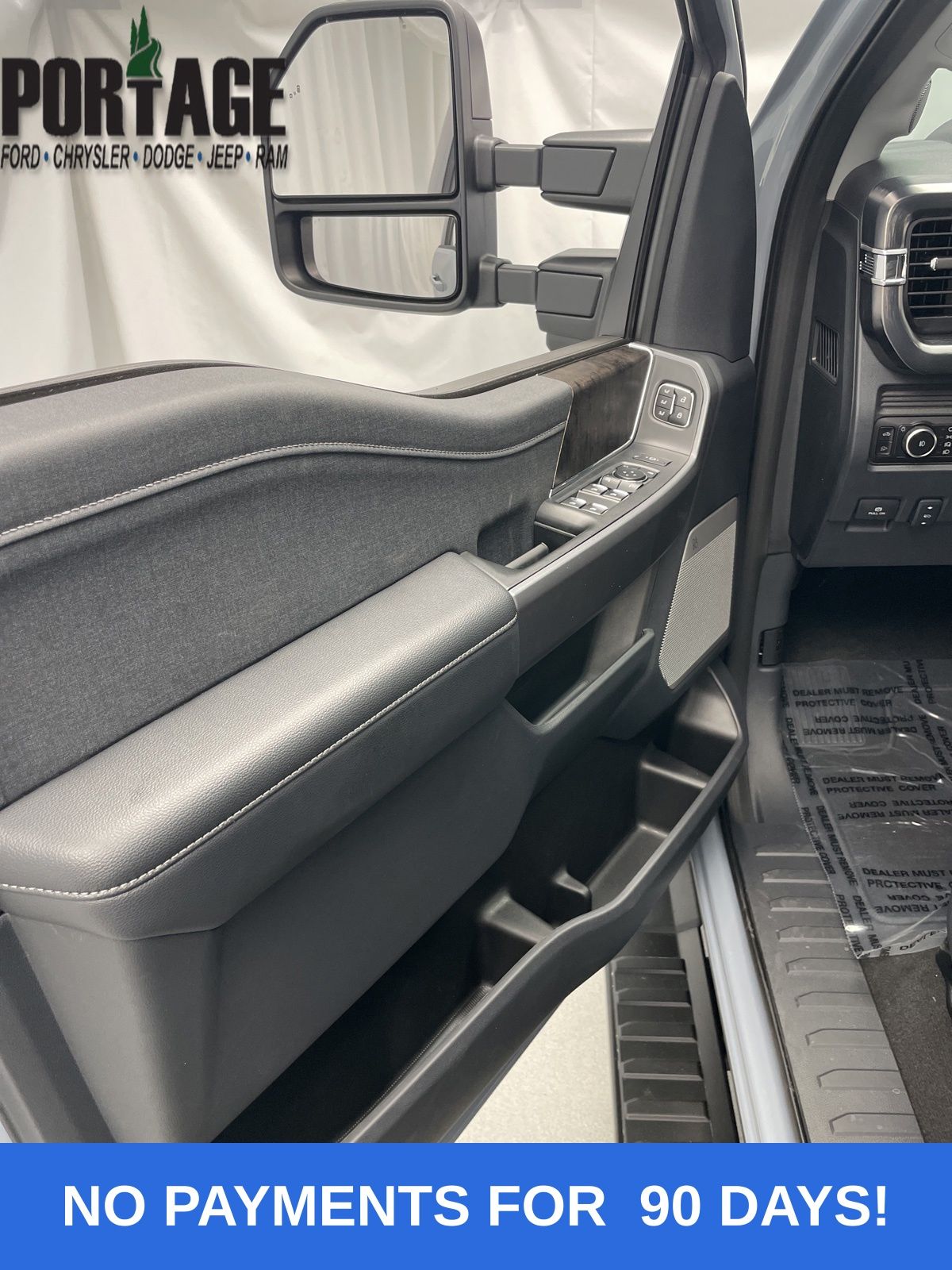 2025 Ford F-250 photo 9